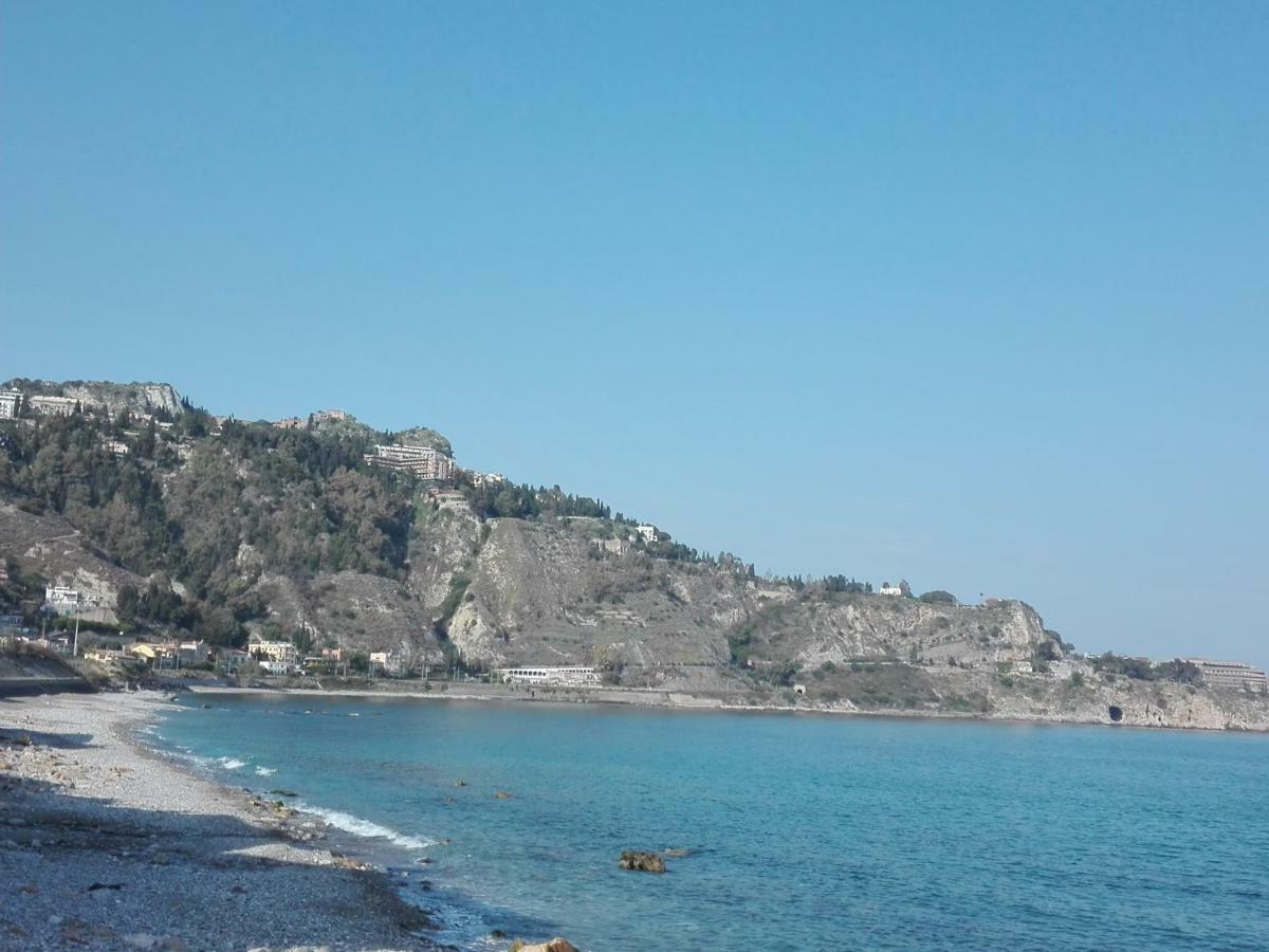 Appartement Plaza à Giardini-Naxos Extérieur photo